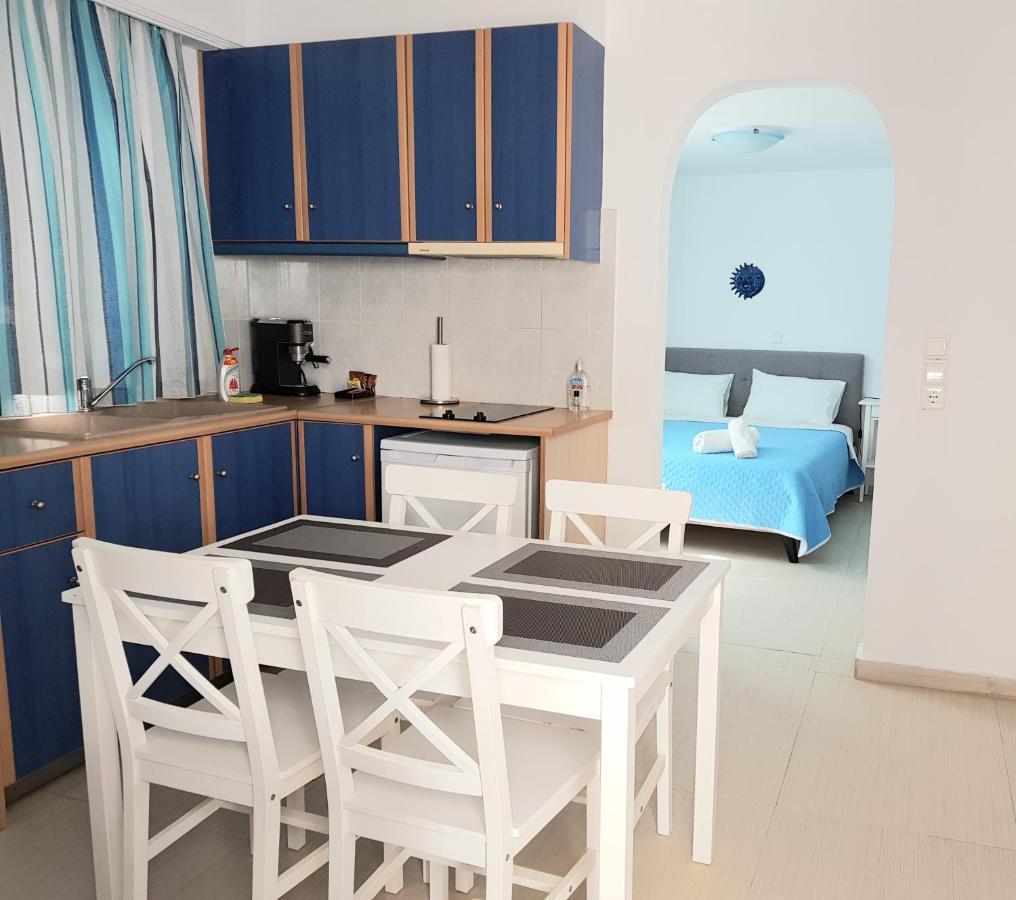 דירות פריבולוס White & Blue מראה חיצוני תמונה